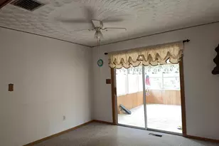 579 Church St, Northbridge, MA 01588 - Photo 16