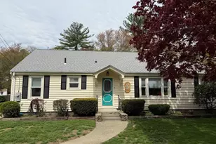 579 Church St, Northbridge, MA 01588 - Photo 1