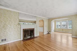 765 Concord Tpke, Arlington, MA 02476 - Photo 2