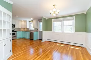 4 Clearview Dr, Milford, MA 01757 - Photo 8