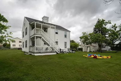 60 N East St, Holyoke, MA 01040 - Photo 4