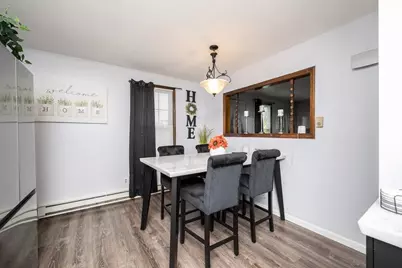 60 N East St, Holyoke, MA 01040 - Photo 6