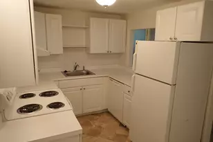 51 Jacqueline Rd, Waltham, MA 02452 - Photo 2