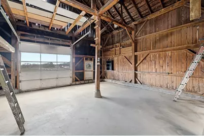 111 West St, Hadley, MA 01035 - Photo 42