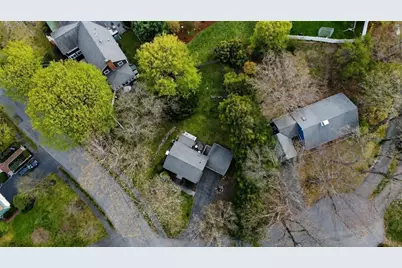 34 Sheridan Rd, Wellesley, MA 02481 - Photo 14