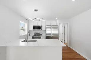 8 Sussex Ln, Worcester, MA 01602 - Photo 6