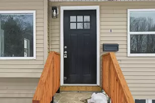 8 Sussex Ln, Worcester, MA 01602 - Photo 4