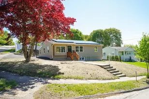 8 Sussex Ln, Worcester, MA 01602 - Photo 2