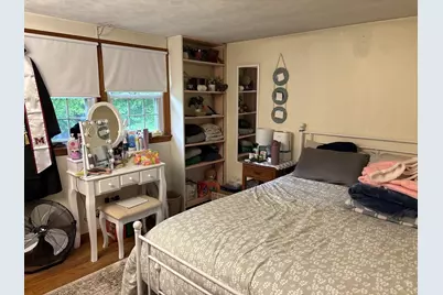 691 E Pleasant St, Amherst, MA 01002 - Photo 8