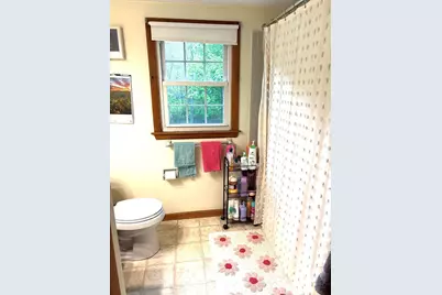 691 E Pleasant St, Amherst, MA 01002 - Photo 10
