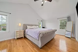 292 Lagrange St, Newton, MA 02467 - Photo 16