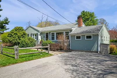 405 Asbury Street, Hamilton, MA 01982 - Photo 2