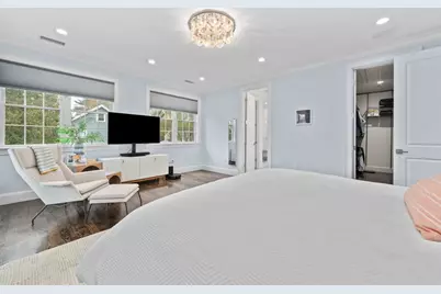 11 Woodhaven Rd, Newton, MA 02468 - Photo 18