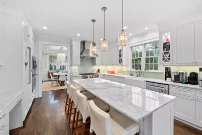 11 Woodhaven Rd, Newton, MA 02468 - Photo 10
