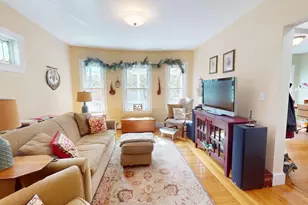 27 Melrose St, Arlington, MA 02474 - Photo 1