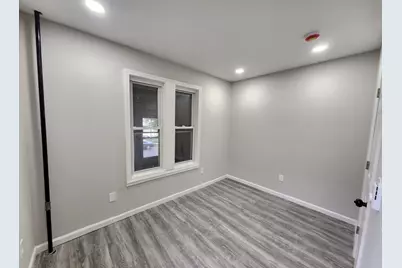 179 Sargeant St, Holyoke, MA 01040 - Photo 6