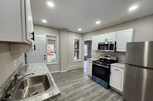 179 Sargeant St, Holyoke, MA 01040 - Photo 2