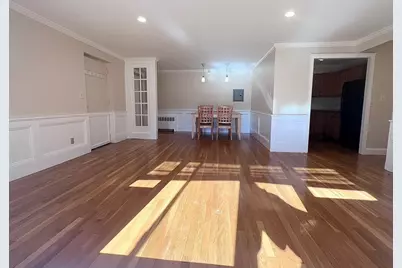 8 Juniper St #30, Brookline, MA 02445 - Photo 4