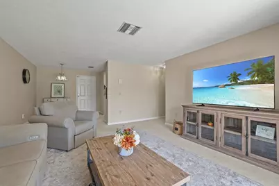 4234 North Main St #208, Fall River, MA 02720 - Photo 6
