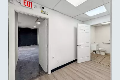 64 Dewey St, Worcester, MA 01610 - Photo 22