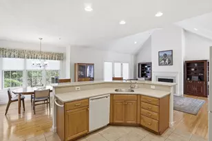 13 Stone Ridge Rd, Westford, MA 01886 - Photo 8