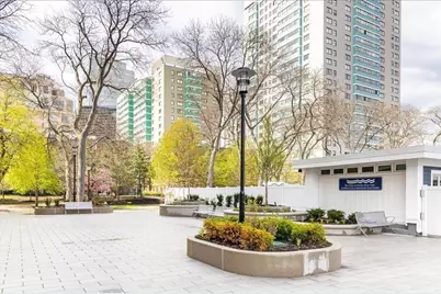 6 Whittier Place #4N, Boston, MA 02114 - Photo 24
