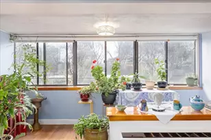 6 Whittier Pl, Boston, MA 02114 - Photo 8