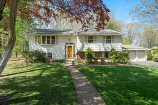 10 Brookbridge Rd, Peabody, MA 01960 - Photo 1