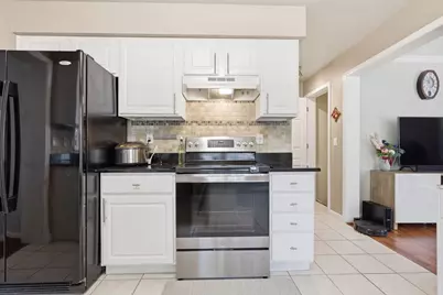 42 Nelson St, Framingham, MA 01702 - Photo 14