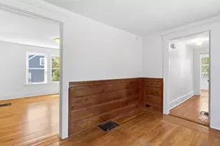 34 Woodland Rd, Wakefield, MA 01880 - Photo 14