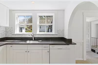 34 Woodland Rd, Wakefield, MA 01880 - Photo 18