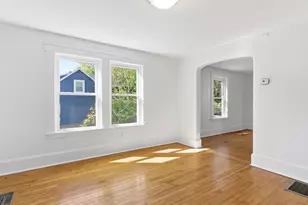 34 Woodland Rd, Wakefield, MA 01880 - Photo 10