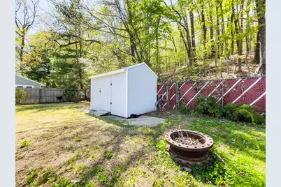 206 Treetop Ave, Springfield, MA 01118 - Photo 26