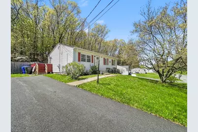 206 Treetop Ave, Springfield, MA 01118 - Photo 32