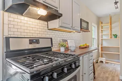 65 Woodcock Street, Lowell, MA 01854 - Photo 18
