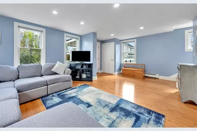 243 Nahant St, Wakefield, MA 01880 - Photo 12