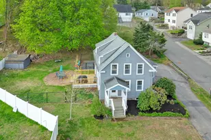 243 Nahant St, Wakefield, MA 01880 - Photo 4