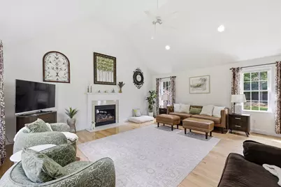 16 Sonia Dr, Middleborough, MA 02346 - Photo 20