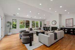 78 Vine St, Newton, MA 02467 - Photo 4