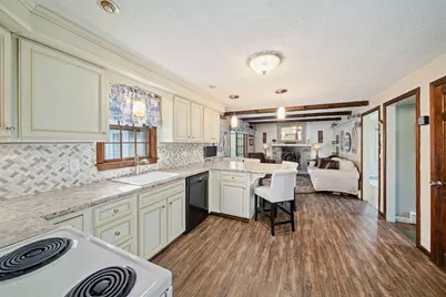 110 Country Rd, Hanover, MA 02339 - Photo 4