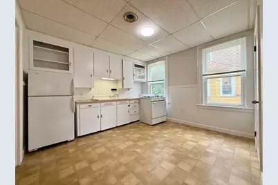 346 Broadway #2, North Attleboro, MA 02760 - Photo 4
