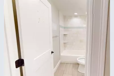 41 Sydney St #1, Medford, MA 02155 - Photo 8