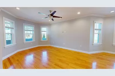 41 Sydney St #1, Medford, MA 02155 - Photo 4