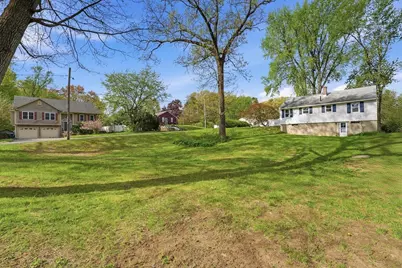 129 Cooper St, Springfield, MA 01108 - Photo 30
