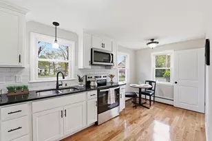 129 Cooper St, Springfield, MA 01108 - Photo 1
