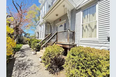 7-9 Clinton St #2, Haverhill, MA 01830 - Photo 4