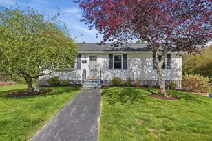124 Wedgewood Rd, Worcester, MA 01602 - Photo 2
