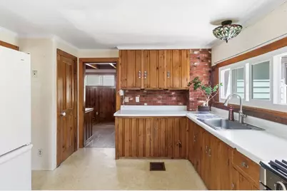 215 Pearl St, Reading, MA 01867 - Photo 14