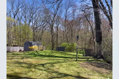 215 Pearl St, Reading, MA 01867 - Photo 8