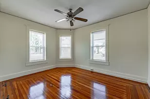 35 O'Connor Ave, Holyoke, MA 01040 - Photo 12